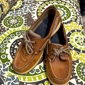 Sperry Topsiders size 7.5M